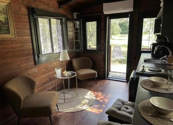 Roulotte / Tiny House Dans Les Alpilles Hotell Saint-Rémy-de-Provence Exteriör bild